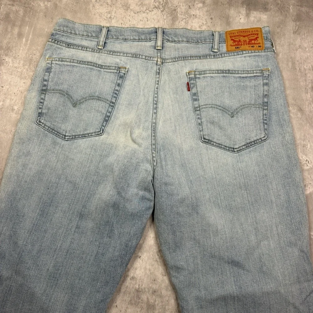 Levi’s 541 Athletic Taper Jeans Men’s 40x30 Light Wash Stretch Denim Blue Work